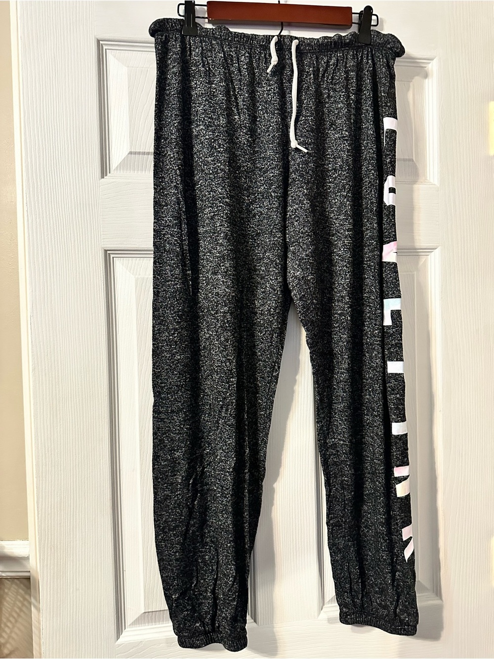 PINK Victoria's Secret Girls' Black Heather Jogger Sweatpants with Side Logo